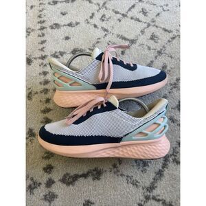 Kizik Athens Womens Bahama Size 10.5 wide White Pink Blue Hands Free Sneakers